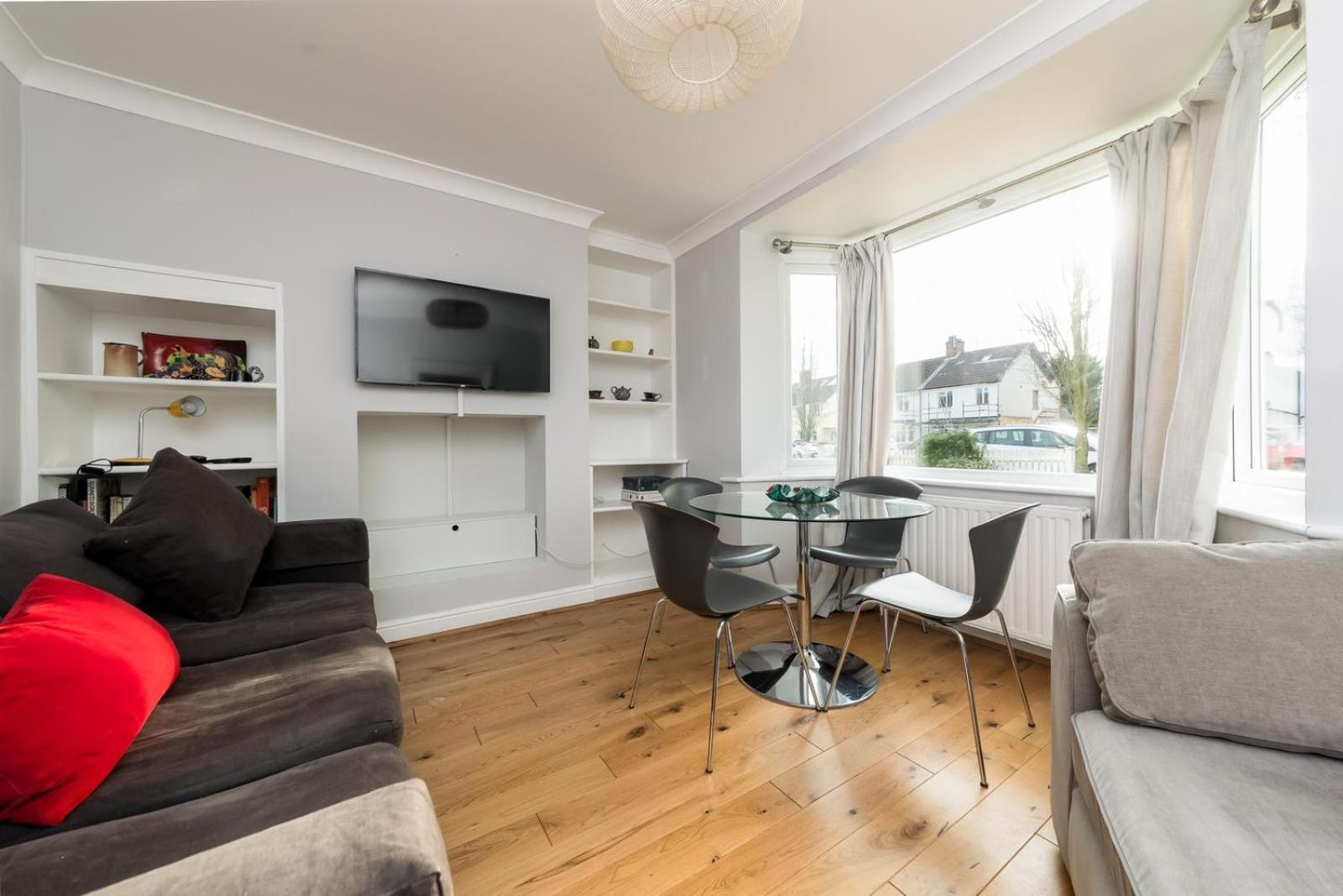 Holiday home Holbrook House *